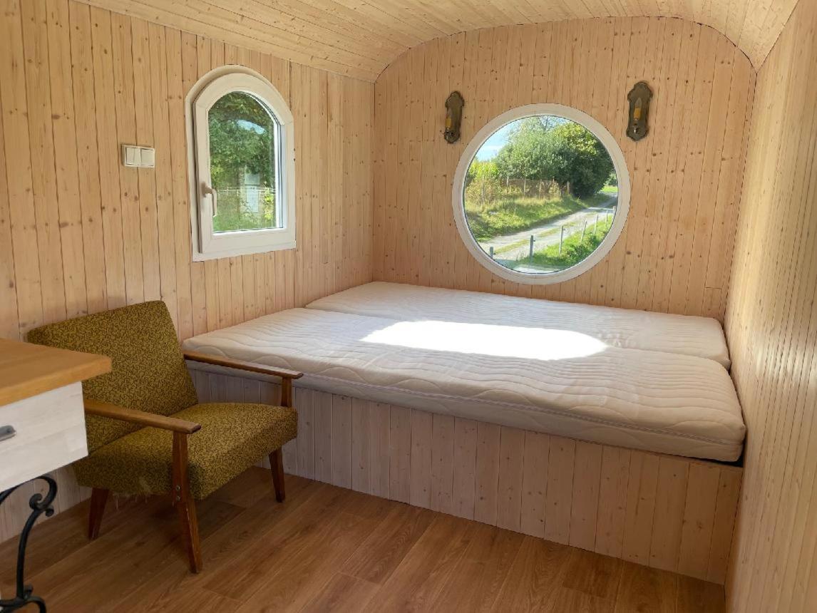 Glamping - Stylova Maringotka V Srdci Ladova Kraje, Pobliz Hlavniho Mesta Prahy Stribrna Skalice Экстерьер фото