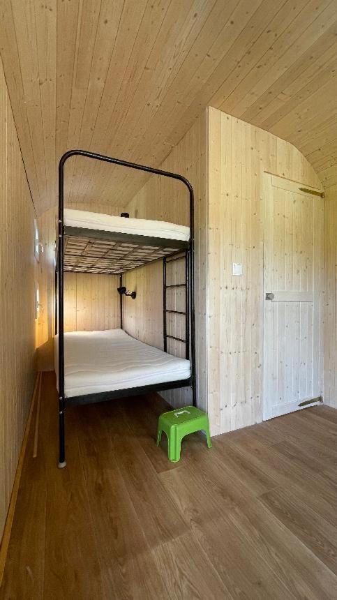 Glamping - Stylova Maringotka V Srdci Ladova Kraje, Pobliz Hlavniho Mesta Prahy Stribrna Skalice Экстерьер фото